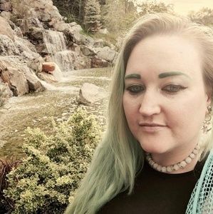 Meet your Posher, Breeanna